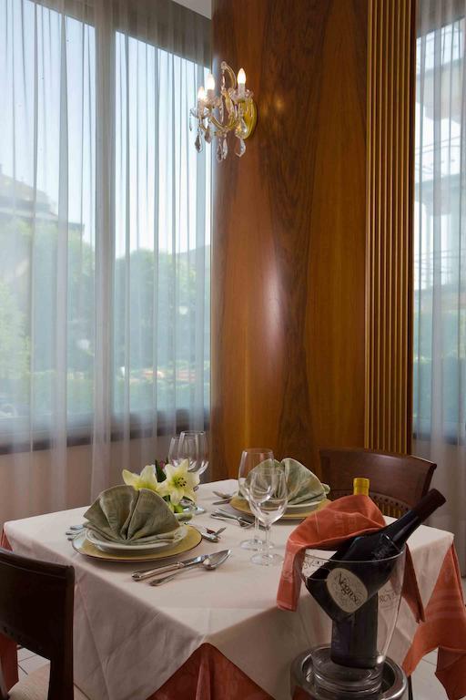 Hotel Negresco 4*